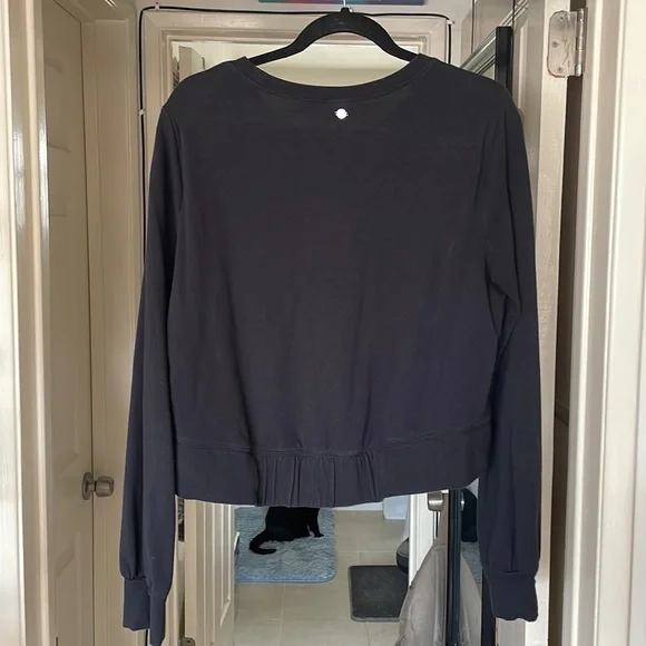 CALIA ’New Day New Start’ Cropped Sweatshirt - Picture 5 of 6